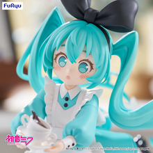 Load image into Gallery viewer, PRE-ORDER FuRyu VOCALOID Hatsune Miku Wonderland ver. Desktop Fairy figure
