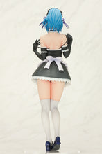 Load image into Gallery viewer, PRE-ORDER Orchid Seed Rosario + Vampire Kurumu Kurono 1/7 scale figure