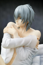 Load image into Gallery viewer, PRE-ORDER ques Q Togainu no Chi - Akira 1/7 Scale Figure