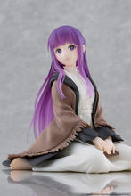 Load image into Gallery viewer, PRE-ORDER Taito Frieren: Beyond Journey's End Fern Desktop Cute Figure (Rerun)