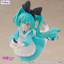 Load image into Gallery viewer, PRE-ORDER FuRyu VOCALOID Hatsune Miku Wonderland ver. Desktop Fairy figure