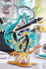 Load image into Gallery viewer, PRE-ORDER TAITO Spritale Hatsune Miku x Naoki Saito My Figure Making! - The Painter ver. - 1/7 scale figure