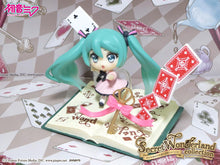 Load image into Gallery viewer, Re-ment Vocaloid Hatsune Miku Secret Wonderland Collection Mini Figures