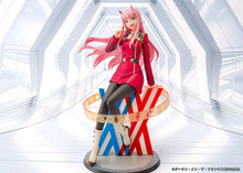 Load image into Gallery viewer, PROOF Darling in the Franxx Zerotwo 1/7 scale figure