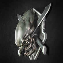 Load image into Gallery viewer, Dark Horse Halo Legendary Icon Sculpture Grunt Edition Wall Mount