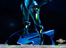Load image into Gallery viewer, First 4 Figures METROID PRIME™ - SAMUS VARIA SUIT COLLECTOR'S EDITION PVC statue