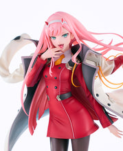 Load image into Gallery viewer, Good Smile Company Darling in the Franxx Zero Two 1/7 scale figure