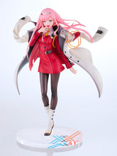 Load image into Gallery viewer, Good Smile Company Darling in the Franxx Zero Two 1/7 scale figure