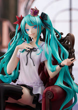 Load image into Gallery viewer, Good Smile Company Vocaloid Hatsune Miku: World Is Mine 2024 Ver. 1/7 scale figure