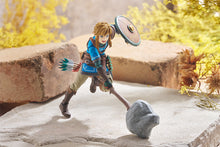 Load image into Gallery viewer, Good Smile Company Legend of Zelda Tears of the Kingdom Link figma 626-DX version