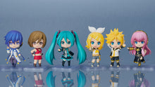 Load image into Gallery viewer, Good Smile Company Vocaloid Hatsune Miku 3.0 Nendoroid #2839