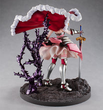 Load image into Gallery viewer, KADOKAWA Fate/kaleid Liner Prisma Illyasviel von Einzbern Saber/Altria Ver 1/7 scale figure