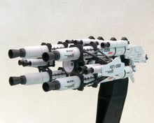 Load image into Gallery viewer, Kotobukiya Armored Core VI - Lineark White-glint & V.O.B. 1/72 Scale Model Kit