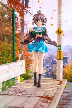 Load image into Gallery viewer, Kadokawa The Melancholy of Haruhi Suzumiya Light Novel Series Yuki Nagato 1/7 scale figure