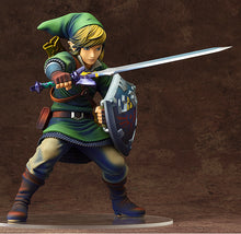 Load image into Gallery viewer, Good Smile Company The Legend of Zelda: Skyward Sword Link 1/7 scale figure