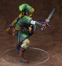 Load image into Gallery viewer, Good Smile Company The Legend of Zelda: Skyward Sword Link 1/7 scale figure