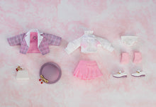 Load image into Gallery viewer, Good Smile Company Hatsune Miku Sakura Miku Hanami Outfit Ver. Nendoroid doll