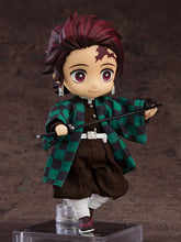 Load image into Gallery viewer, Good Smile Company Demon Slayer: Kimetsu no Yaiba Tanjiro Kamado Nendoroid Doll