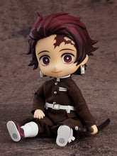 Load image into Gallery viewer, Good Smile Company Demon Slayer: Kimetsu no Yaiba Tanjiro Kamado Nendoroid Doll