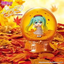 Load image into Gallery viewer, Re-ment Vocaloid Hatsune Miku Scenery Dome Collection Mini Figures