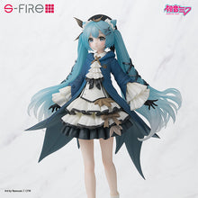 Load image into Gallery viewer, SEGA HASTUNE MIKU AUTUMN OUTING FIGURE