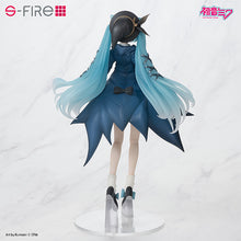 Load image into Gallery viewer, SEGA HASTUNE MIKU AUTUMN OUTING FIGURE