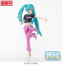 Load image into Gallery viewer, SEGA Hatsune Miku x Love and Berry Dress Up and Dance! "Hatsune Miku" Berry Costume Ver. Desktop x Decorate Collections Prize Figure