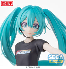 Load image into Gallery viewer, SEGA Hatsune Miku x Love and Berry Dress Up and Dance! "Hatsune Miku" Berry Costume Ver. Desktop x Decorate Collections Prize Figure