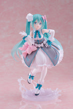 Load image into Gallery viewer, Taito Kuji Hatsune Miku Melty Sugar Version non-scaled figure