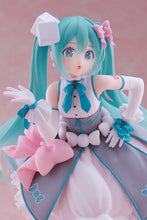 Load image into Gallery viewer, Taito Kuji Hatsune Miku Melty Sugar Version non-scaled figure