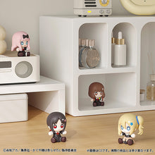 Load image into Gallery viewer, Good Smile Company Huggy Good Smile Kaguya-sama Love Is War Chika Fujiwara chibi figure + magnet
