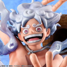 Load image into Gallery viewer, PRE-ORDER MegaHouse ONE PIECE Portrait Of Pirates "Evolutionary History" Monkey D. Luffy (Gear 5) Figure

