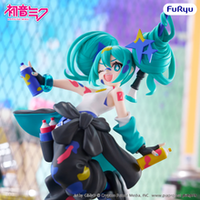 Load image into Gallery viewer, PRE-ORDER FuRyu Hatsune Miku -Paint Girl Another Color ver.- Trio-Try-iT prize figure
