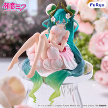 Load image into Gallery viewer, PRE-ORDER FuRyu Hatsune Miku -Flower Fairy White Plum Blossom- Noodle Stopper Prize Figure
