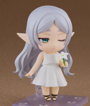 Load image into Gallery viewer, PRE-ORDER Good Smile Company Frieren: Beyond Journey's End Frieren Apprentice Era Ver Nendoroid #2986
