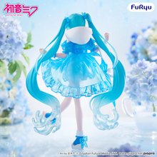 Load image into Gallery viewer, PRE-ORDER FuRyu Vocaloid Hatsune Miku -Rainy Dance- Trio-Try-iT figure
