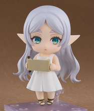 Load image into Gallery viewer, PRE-ORDER Good Smile Company Frieren: Beyond Journey's End Frieren Apprentice Era Ver Nendoroid #2986
