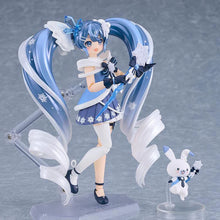 Load image into Gallery viewer, Good Smile Company Vocaloid Hatsune Miku Snow Miku: Crystal Snow ver. figma #669
