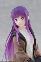 Load image into Gallery viewer, PRE-ORDER Taito Frieren: Beyond Journey's End Fern Desktop Cute Figure (Rerun)
