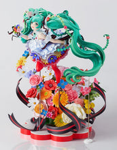 Load image into Gallery viewer, Good Smile Company Hatsune Miku JAPAN LIVE TOUR 2025 -BLOOMING- 1/7 scale figure
