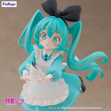 Load image into Gallery viewer, PRE-ORDER FuRyu VOCALOID Hatsune Miku Wonderland ver. Desktop Fairy figure
