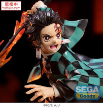 Load image into Gallery viewer, SEGA Demon Slayer: Kimetsu no Yaiba - Tanjiro Kamado Xross Link Prize Figure
