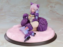 Load image into Gallery viewer, Good Smile Company Fate/Grand Order Mash Kyrielight -Dangerous Beast- 1/7 scale figure
