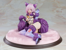 Load image into Gallery viewer, Good Smile Company Fate/Grand Order Mash Kyrielight -Dangerous Beast- 1/7 scale figure
