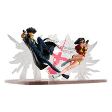 Load image into Gallery viewer, MegaHouse Cowboy Bebop Spike Spiegel &amp; Faye Valentine 1st GIG 1/8 scale figure Set
