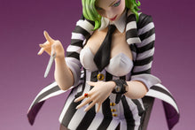 Load image into Gallery viewer, Kotobukiya Horror Bishoujo Beetlejuice 1/7 scale figure
