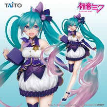 Load image into Gallery viewer, TAITO Vocaloid Hatsune Miku 3rd Season Winter Ver prize figure
