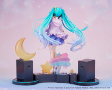 Load image into Gallery viewer, Hobby Stock Vocaloid Hatsune Miku Digital Stars 2021 Ver. 1/7 Scale Figure
