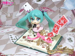 Re-ment Vocaloid Hatsune Miku Secret Wonderland Collection Mini Figures