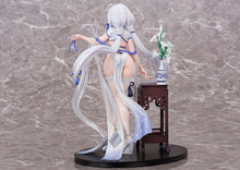 Load image into Gallery viewer, Union Creative Azur Lane Illustrious Maiden Lily&#39;s Radiance Ver 1/7 Scale Figure
